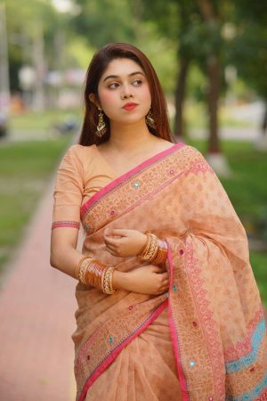 প্রিমিয়াম বুটিক শাড়ি, এম্বয়ডারী এবং সুতার কাজ করা সাথে রানিং ব্লাউস পিস থাকবে (Code PBS201)