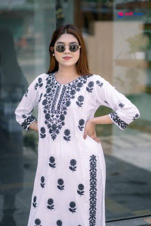 এক্সপোর্ট রয়েল লিলেন টু-পিস সেট – হালকা সফট, অল-ওভার এমব্রয়ডারি কাজ (DT03)