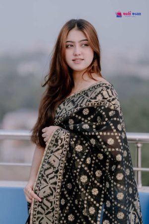 বাহারি কালার এলিগেন্ট জামদানি শাড়ি — নান্দনিক ও ক্লাসিক ডিজাইন (কোড 03)