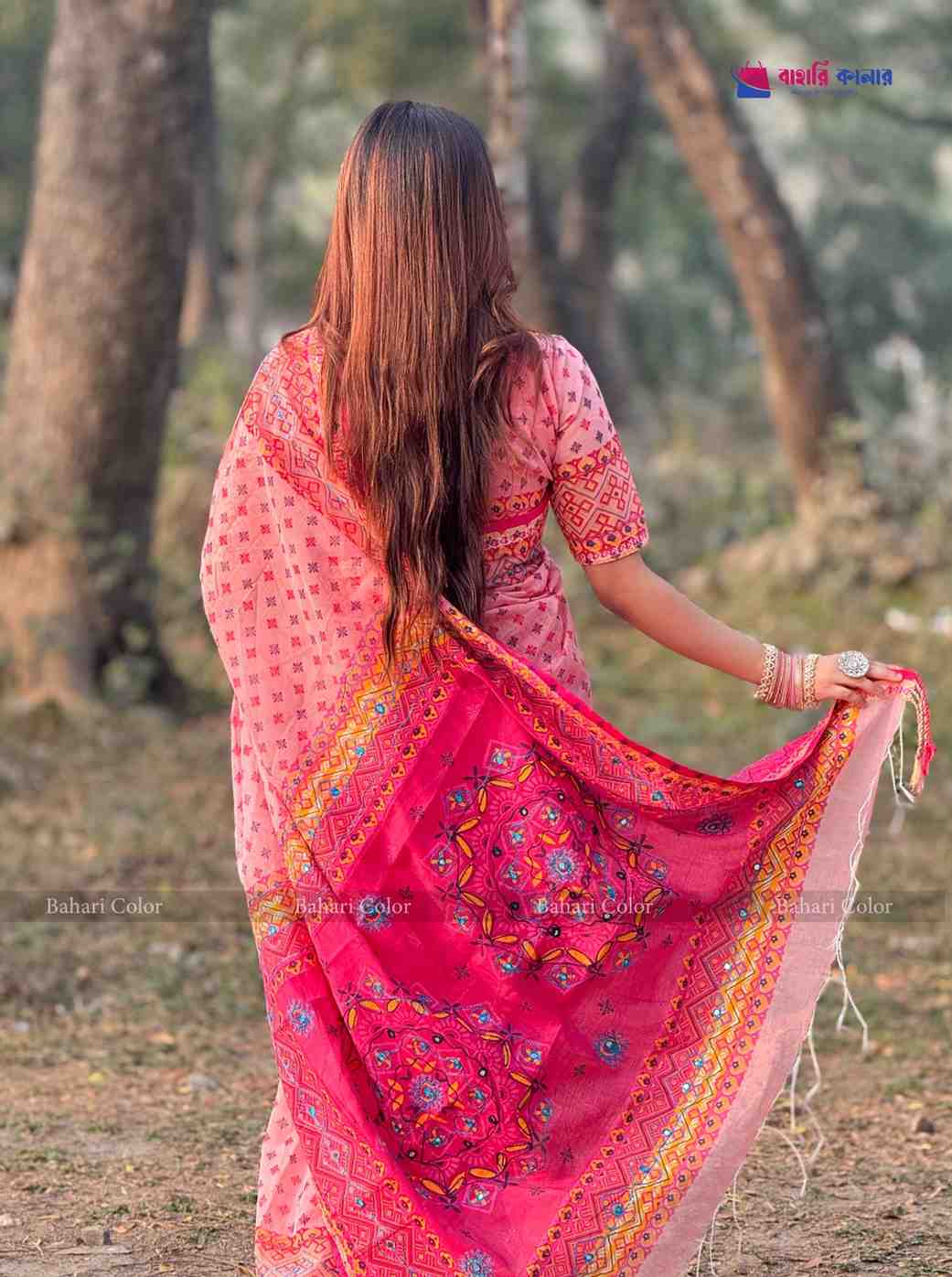 প্রিমিয়াম বুটিক শাড়ি, এম্বয়ডারী এবং সুতার কাজ করা সাথে রানিং ব্লাউস পিস থাকবে (Code PBS243) - Image 3