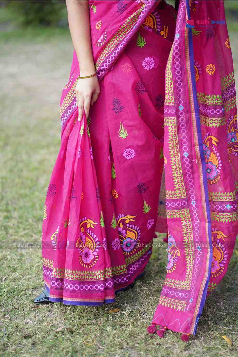 প্রিমিয়াম বুটিক শাড়ি, এম্বয়ডারী এবং সুতার কাজ করা সাথে রানিং ব্লাউস পিস থাকবে (Code PBS230) - Image 4