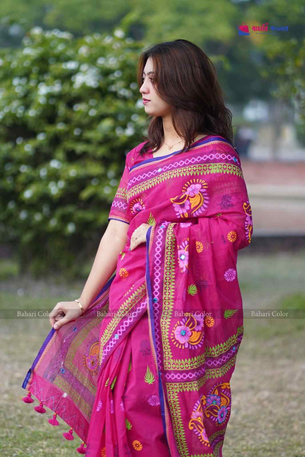 প্রিমিয়াম বুটিক শাড়ি, এম্বয়ডারী এবং সুতার কাজ করা সাথে রানিং ব্লাউস পিস থাকবে (Code PBS230)