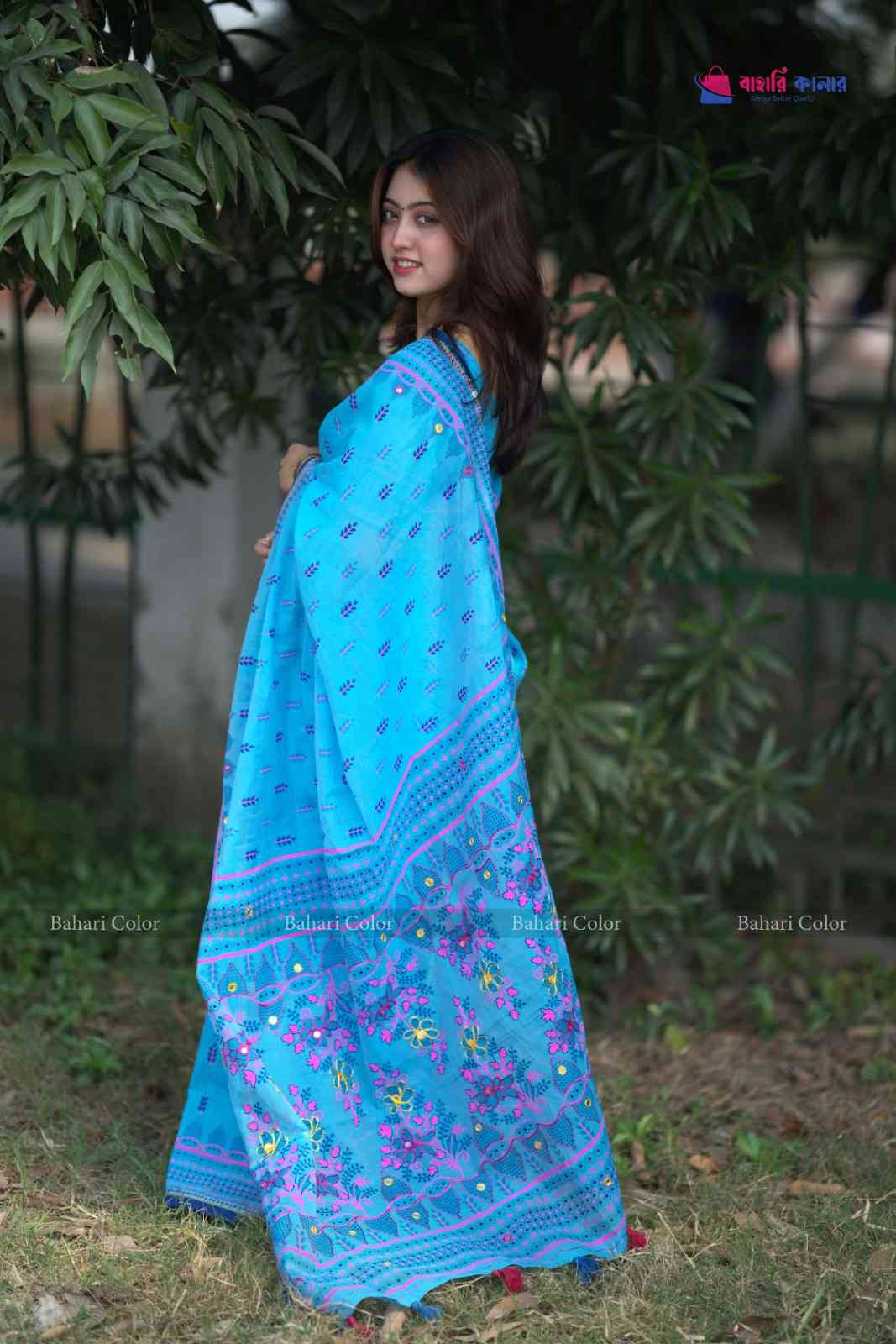 প্রিমিয়াম বুটিক শাড়ি, এম্বয়ডারী এবং সুতার কাজ করা সাথে রানিং ব্লাউস পিস থাকবে (Code PBS235) - Image 4