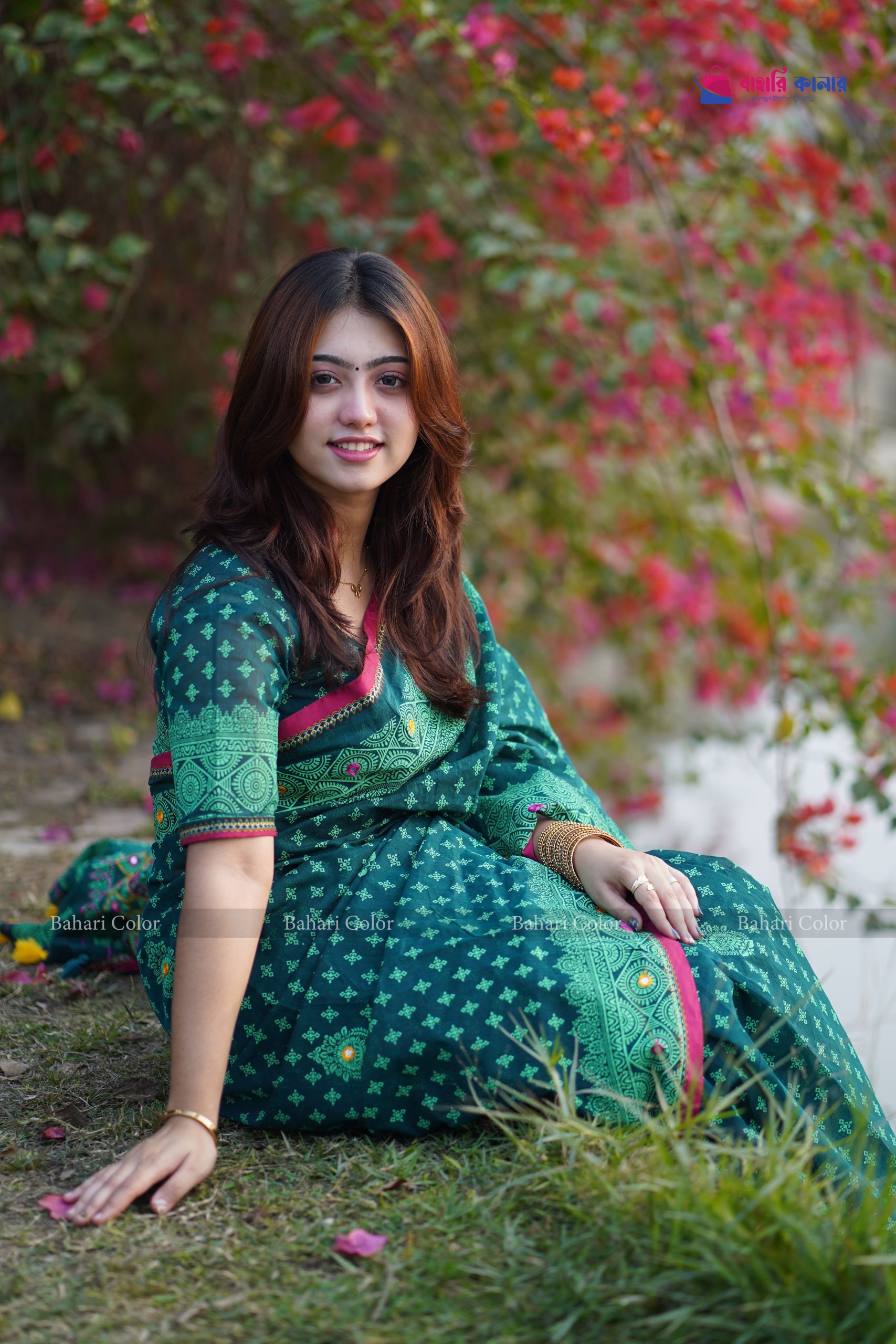 প্রিমিয়াম বুটিক শাড়ি, এম্বয়ডারী এবং সুতার কাজ করা সাথে রানিং ব্লাউস পিস থাকবে (Code PBS229)