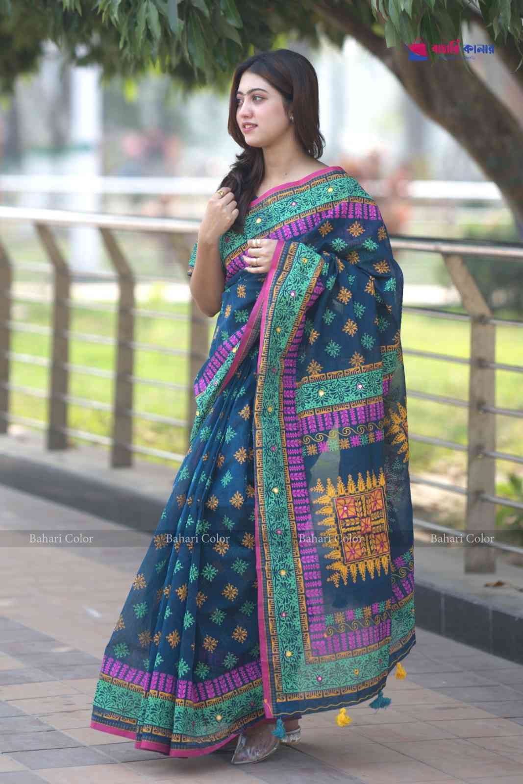 প্রিমিয়াম বুটিক শাড়ি, এম্বয়ডারী এবং সুতার কাজ করা সাথে রানিং ব্লাউস পিস থাকবে (Code PBS238) - Image 3